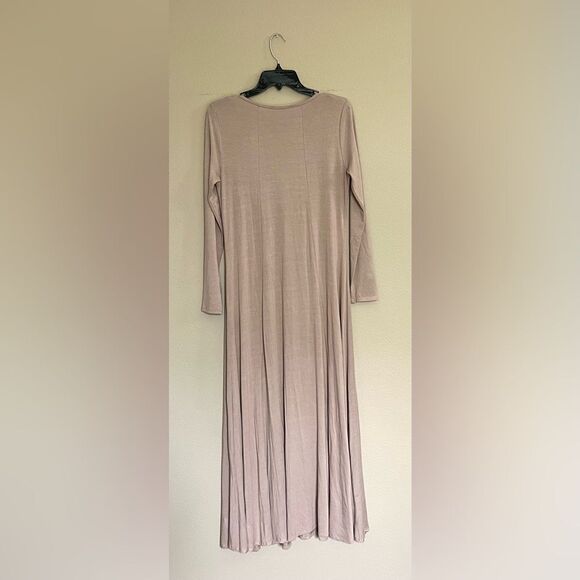 Carly Jean Los Angeles Corey Taupe Maxi Dress - Picture 7 of 11